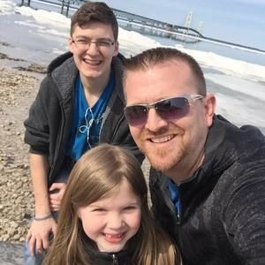 Meet your Posher, Eric